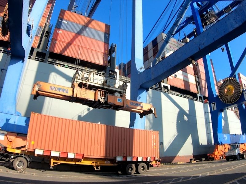 Phuong Phap Chang Buoc Va Chen Lot Hang Hoa Trong Cotainer (5)